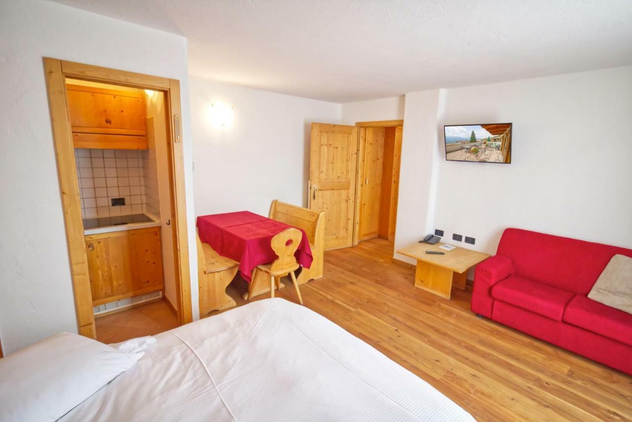Residence Miramonti Daiano ภายนอก รูปภาพ