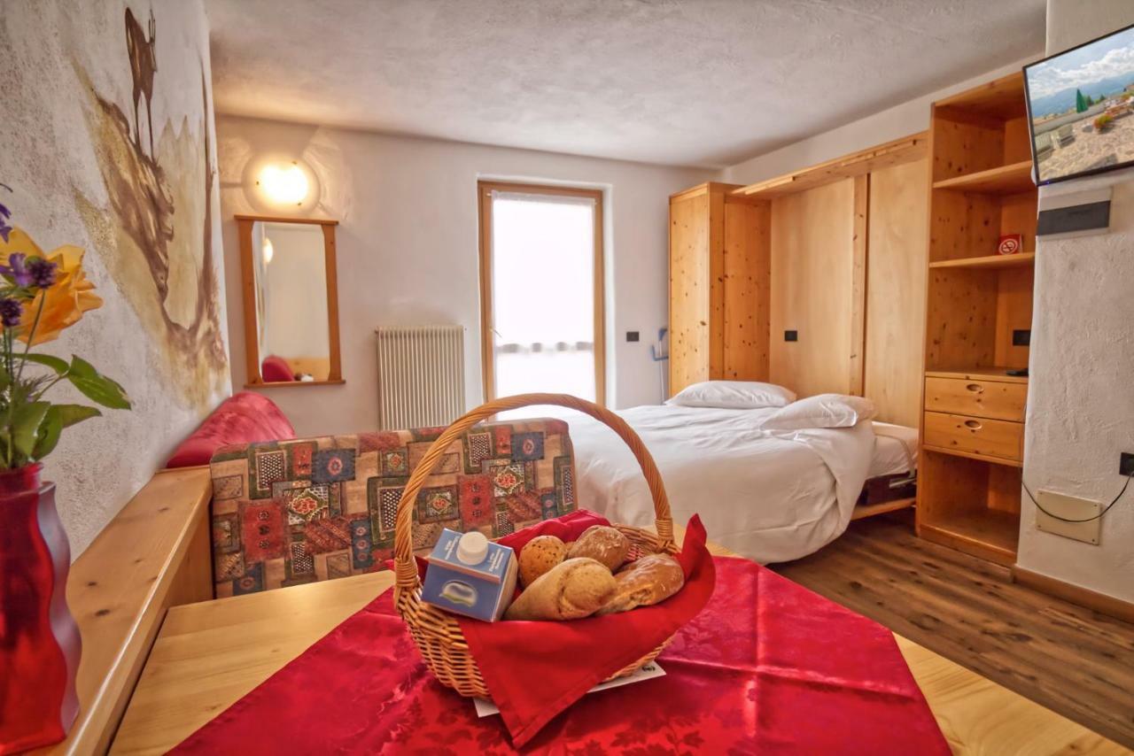 Residence Miramonti Daiano ภายนอก รูปภาพ